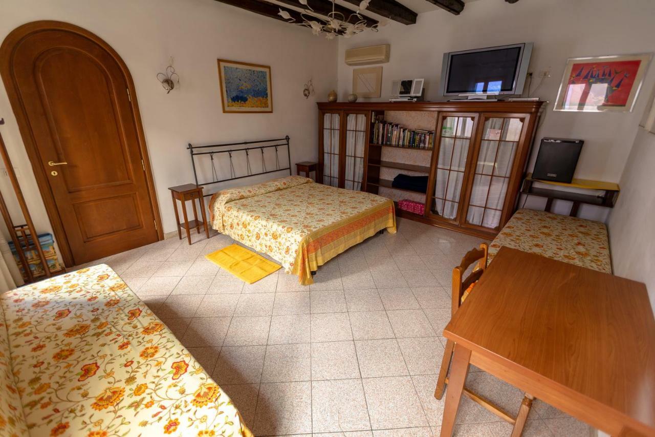 Ciprea Rooms Венеция Екстериор снимка